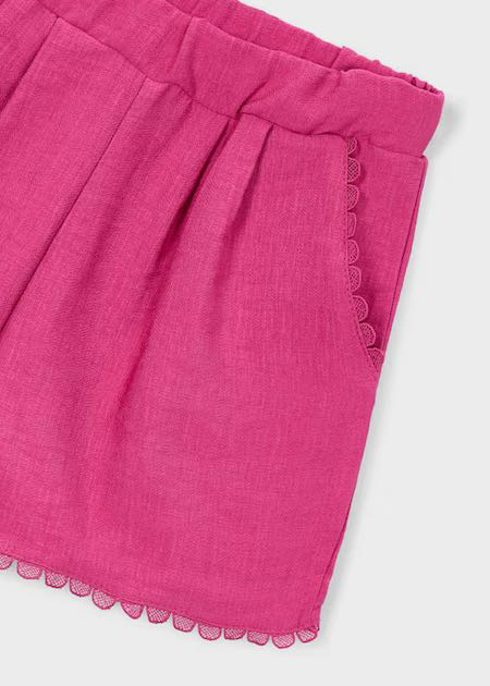 Pantalón corto puntillas