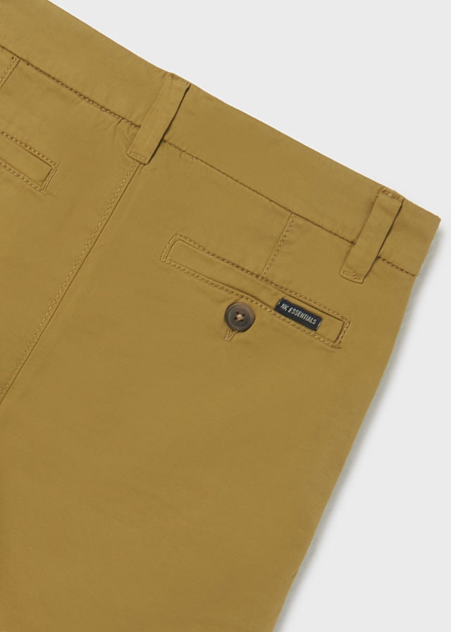 Bermuda chino basico color liana