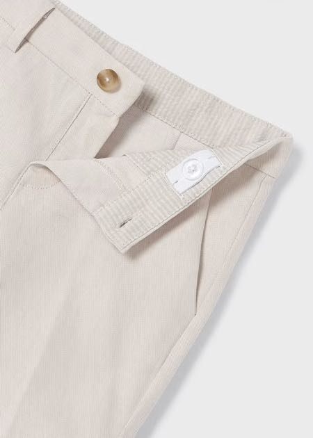 Bermuda lino suiting