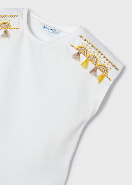 Camiseta m/c bordados