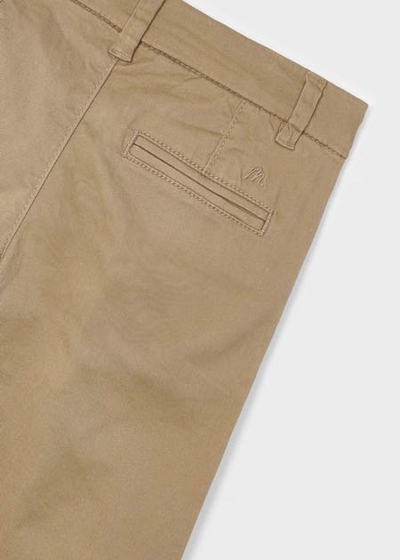 Pantalón chino sarga